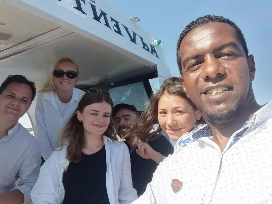 Five Star Nile Cruise From Aswan To Luxor Hotel Bagian luar foto