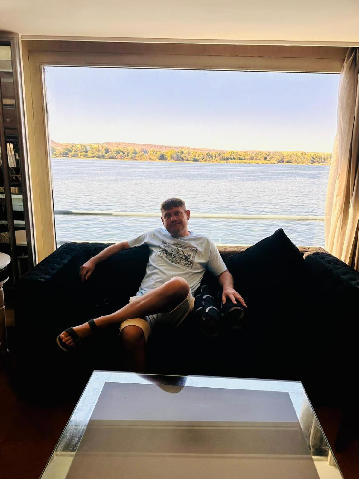Five Star Nile Cruise From Aswan To Luxor Hotel Bagian luar foto
